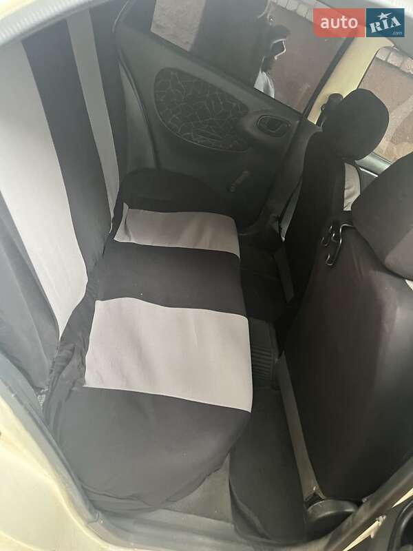 Седан Daewoo Sens 2003 в Житомире