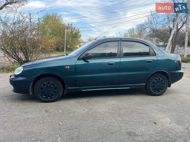 Седан Daewoo Sens 2004 в Дніпрі
