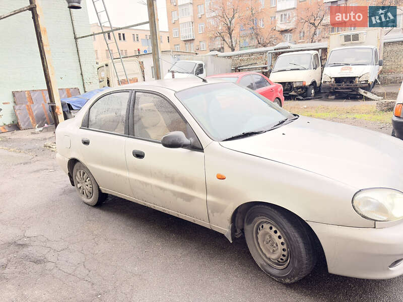 Седан Daewoo Sens 2007 в Киеве