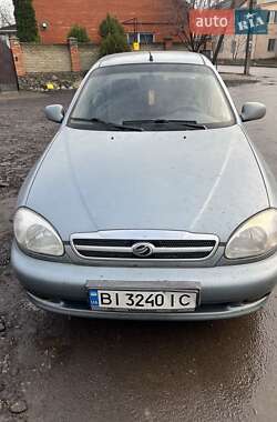 Седан Daewoo Sens 2012 в Полтаві