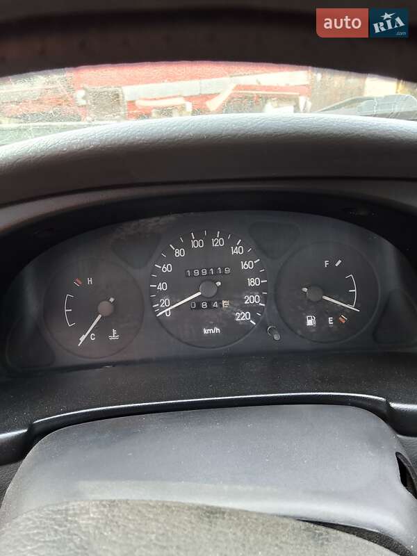 Седан Daewoo Sens 2005 в Иванкове