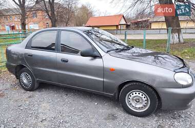 Седан Daewoo Sens 2012 в Деражне