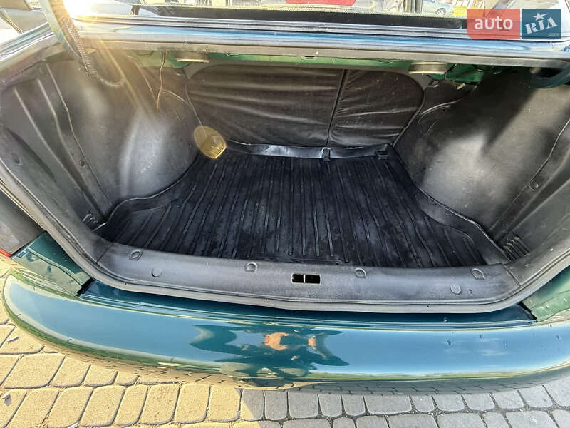 Седан Daewoo Sens 2006 в Новомосковську