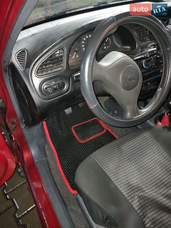 Седан Daewoo Sens 2004 в Житомире