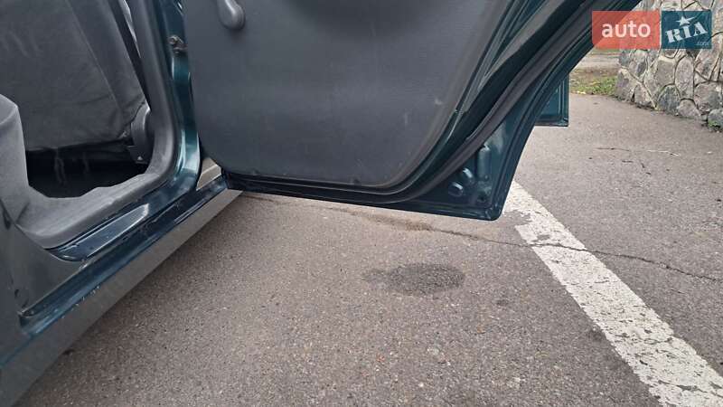 Седан Daewoo Sens 2002 в Харкові