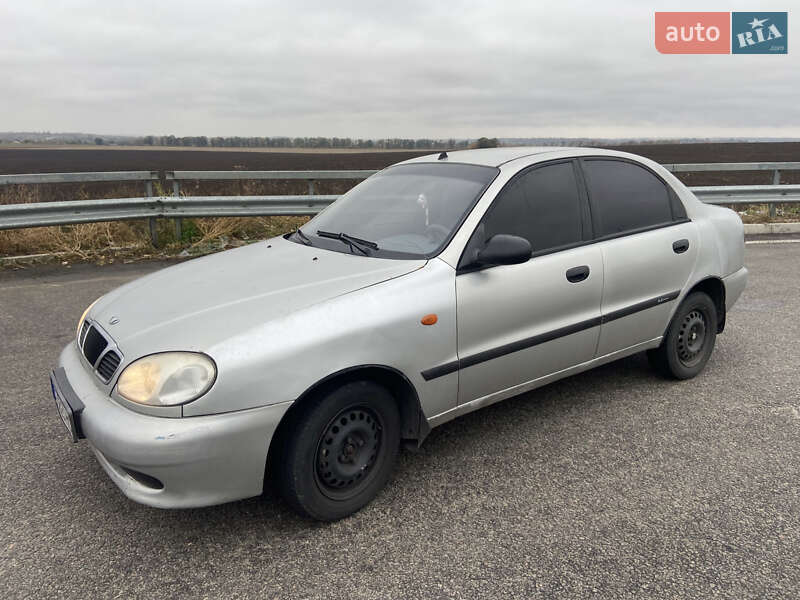 Седан Daewoo Sens 2004 в Горишних Плавнях