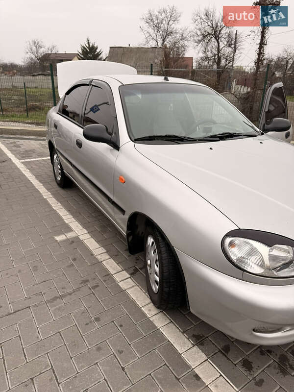 Седан Daewoo Sens 2004 в Днепре