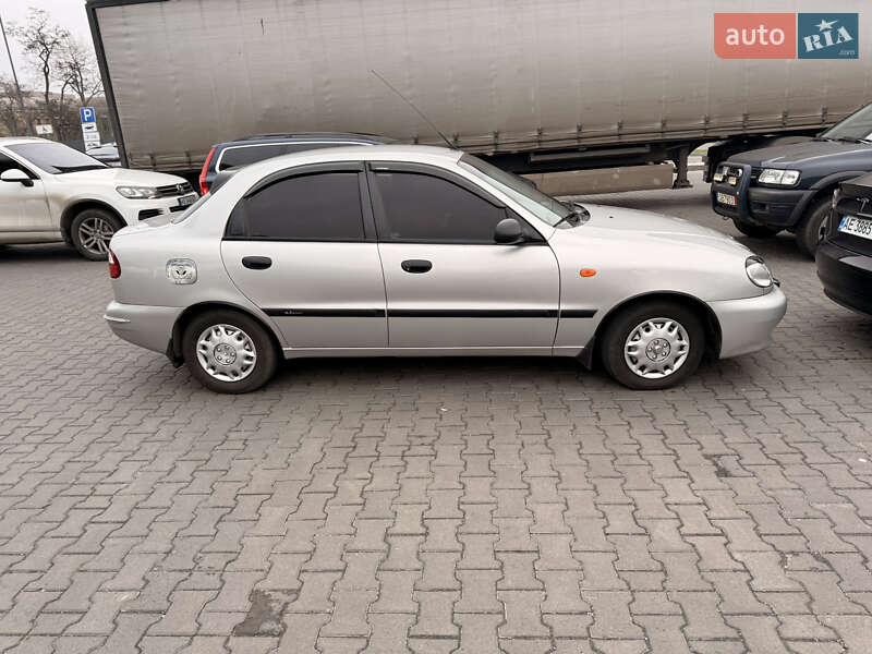 Седан Daewoo Sens 2004 в Днепре