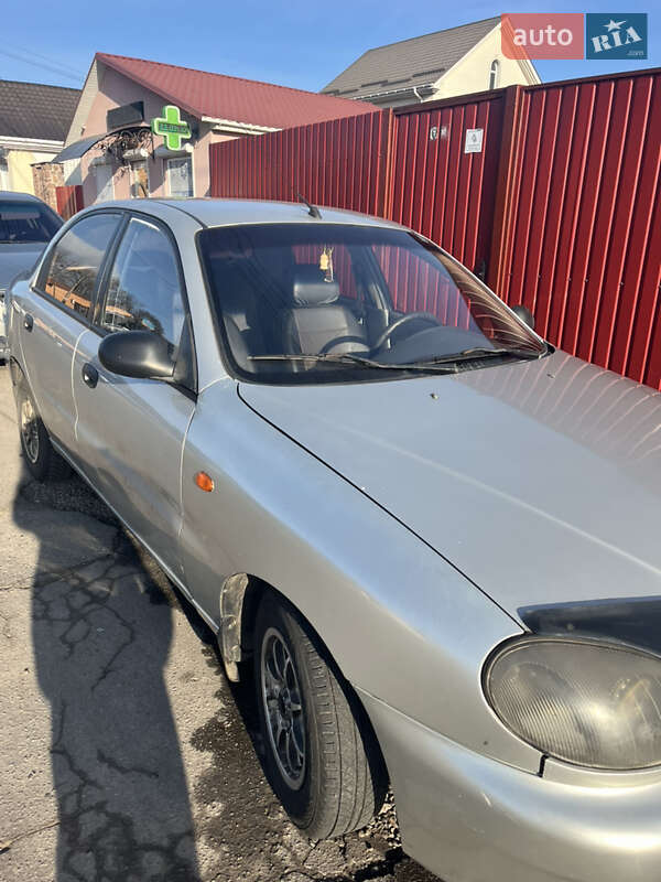 Седан Daewoo Sens 2004 в Броварах