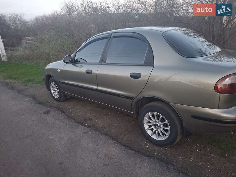 Седан Daewoo Sens 2006 в Апостолово