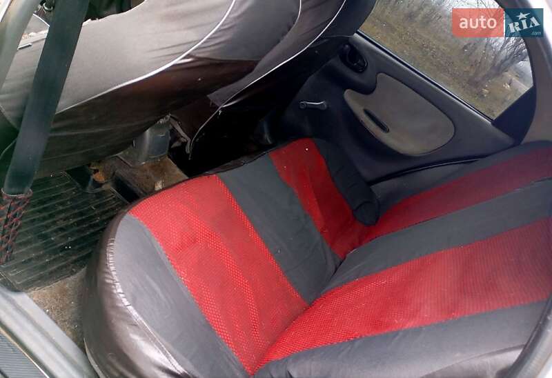 Седан Daewoo Sens 2005 в Карловке