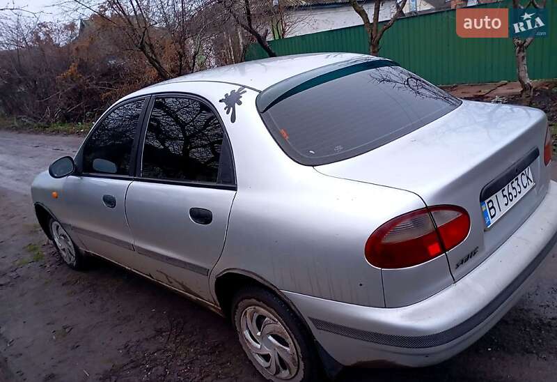 Седан Daewoo Sens 2005 в Карловке