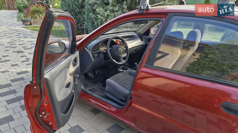 Седан Daewoo Sens 2008 в Кинчеше