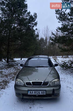 Седан Daewoo Sens 2004 в Дымере