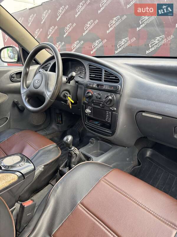 Седан Daewoo Sens 2005 в Сумах