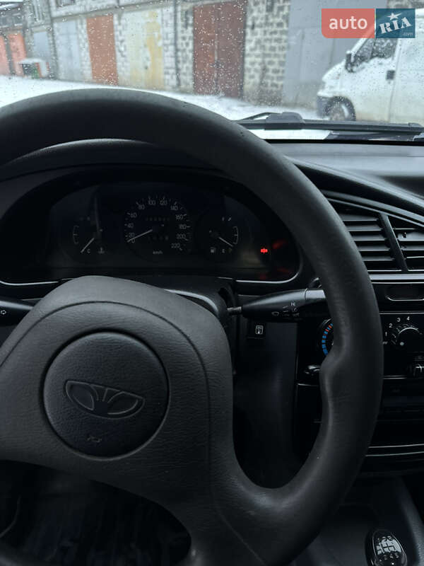 Седан Daewoo Sens 2003 в Івано-Франківську