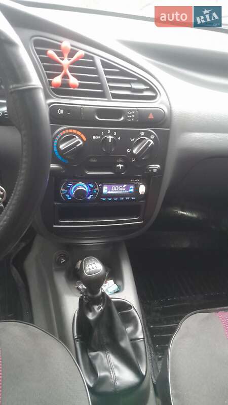 Седан Daewoo Sens 2002 в Гадяче