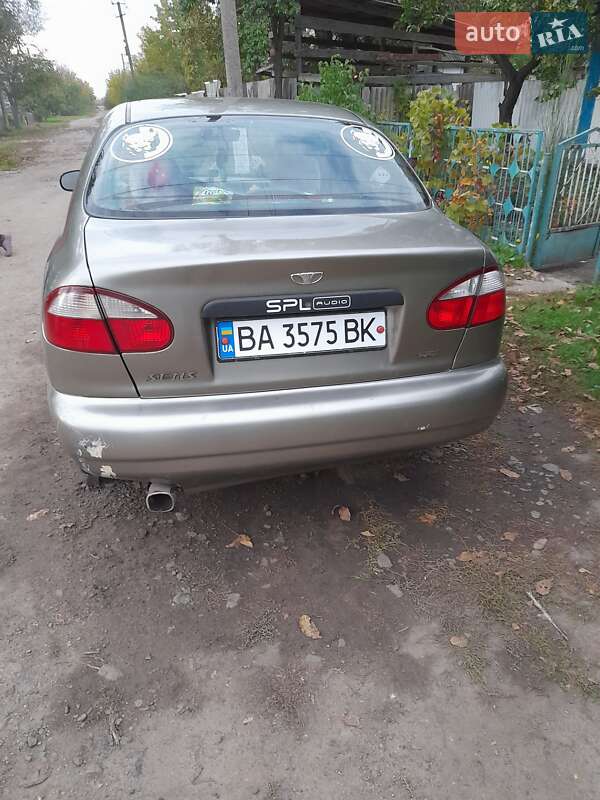 Седан Daewoo Sens 2005 в Голованевске