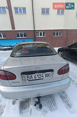 Седан Daewoo Sens 2003 в Умані