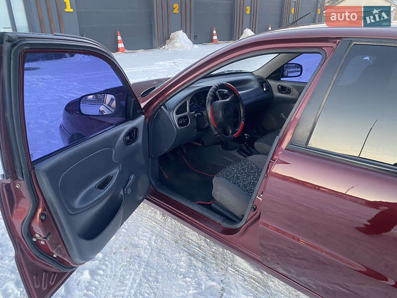 Седан Daewoo Sens 2011 в Ямполе