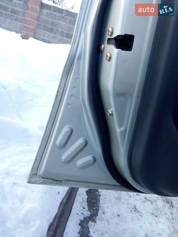 Седан Daewoo Sens 2005 в Вараше