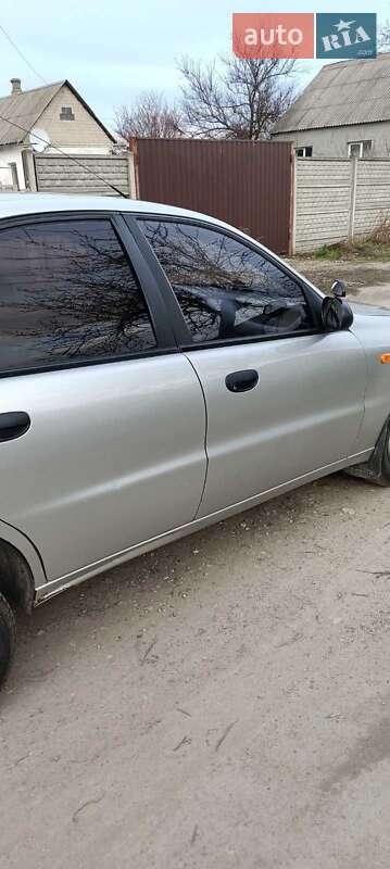 Седан Daewoo Sens 2006 в Днепре