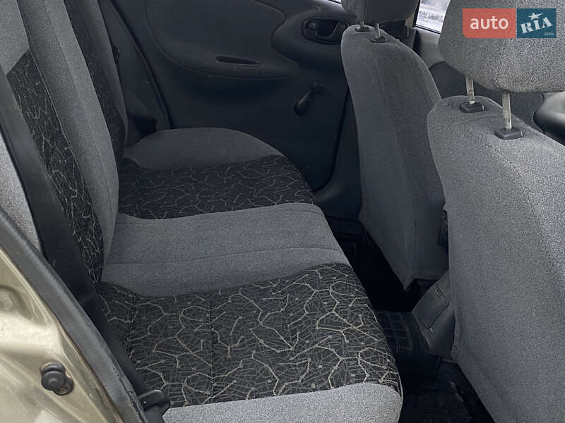 Седан Daewoo Sens 2004 в Кременчуге