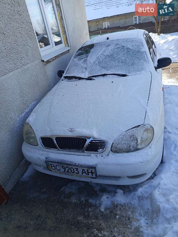 Седан Daewoo Sens 2005 в Ходореві