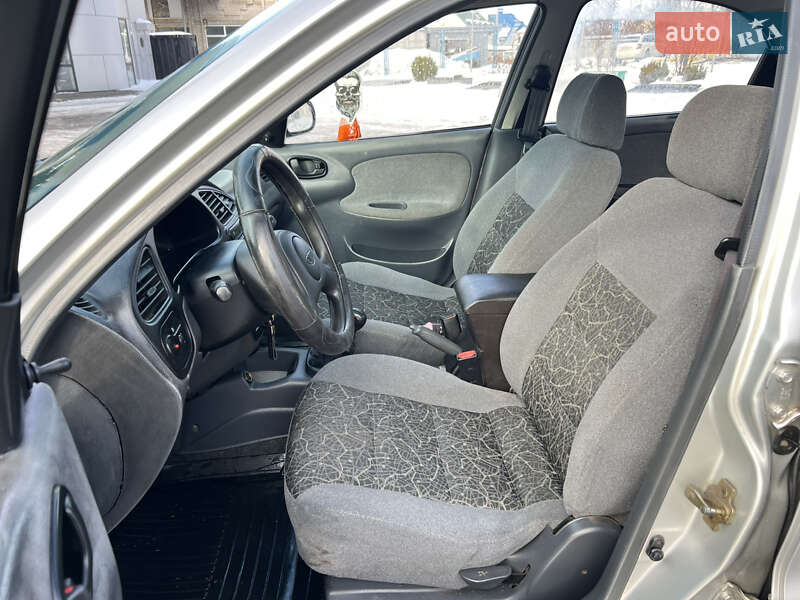 Седан Daewoo Sens 2004 в Хмельницькому