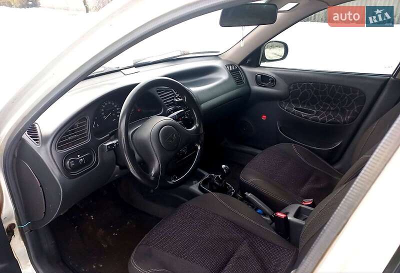 Седан Daewoo Sens 2003 в Андреевке