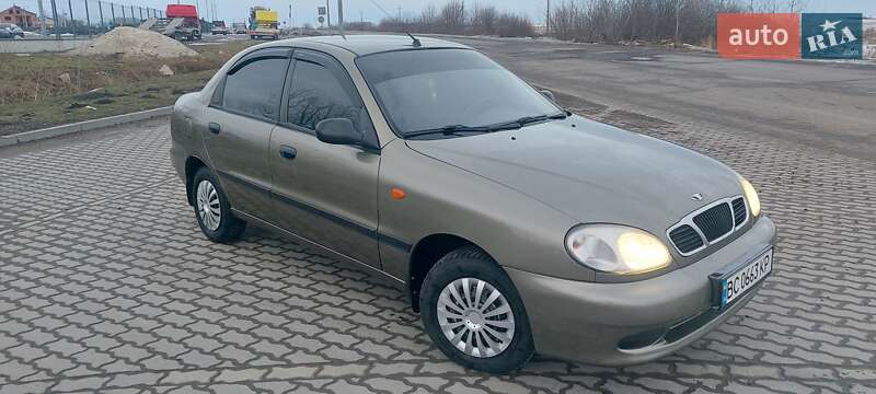 Седан Daewoo Sens 2004 в Городке