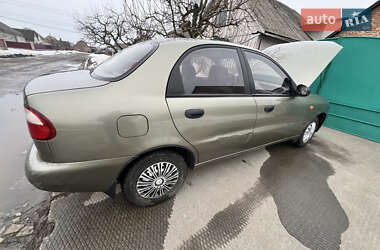 Седан Daewoo Sens 2003 в Умани