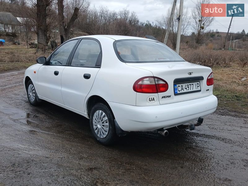Седан Daewoo Sens 2005 в Смеле