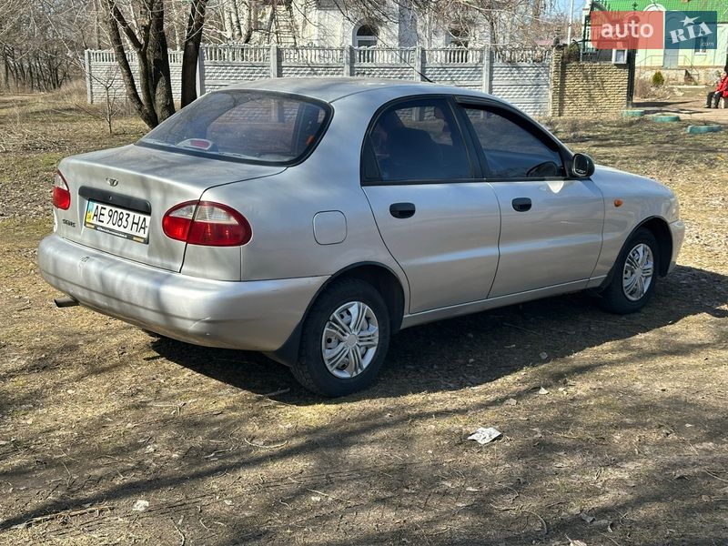 Седан Daewoo Sens 2003 в Днепре