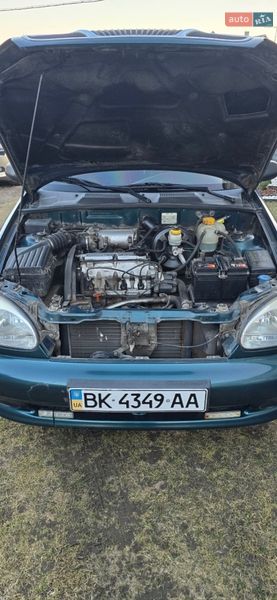 Седан Daewoo Sens 2004 в Дубно