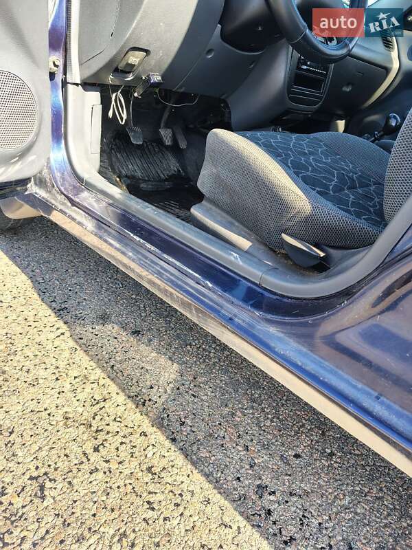 Седан Daewoo Sens 2003 в Андрушівці