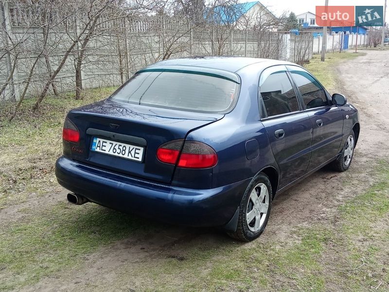 Седан Daewoo Sens 2004 в Днепре