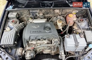 Седан Daewoo Sens 2004 в Днепре