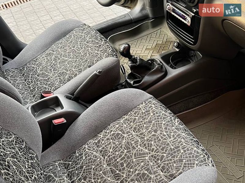 Седан Daewoo Sens 2005 в Львове