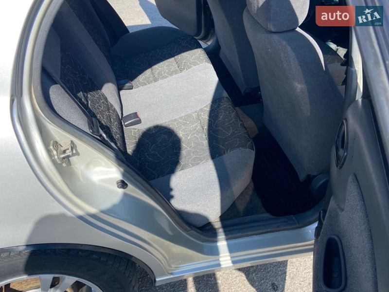 Седан Daewoo Sens 2005 в Дніпрі