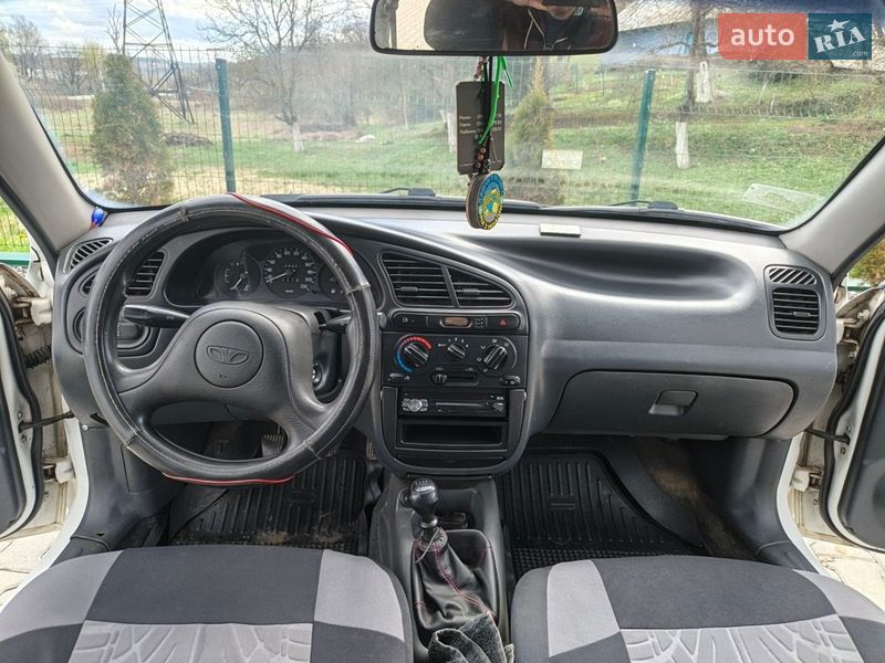 Седан Daewoo Sens 2003 в Старому Самборі