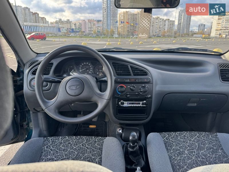 Седан Daewoo Sens 2004 в Киеве