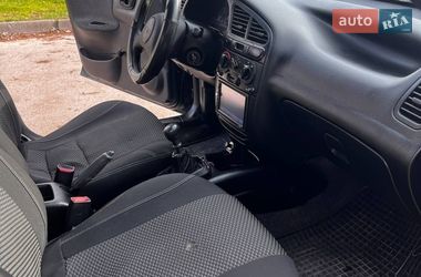 Седан Daewoo Sens 2004 в Аулах