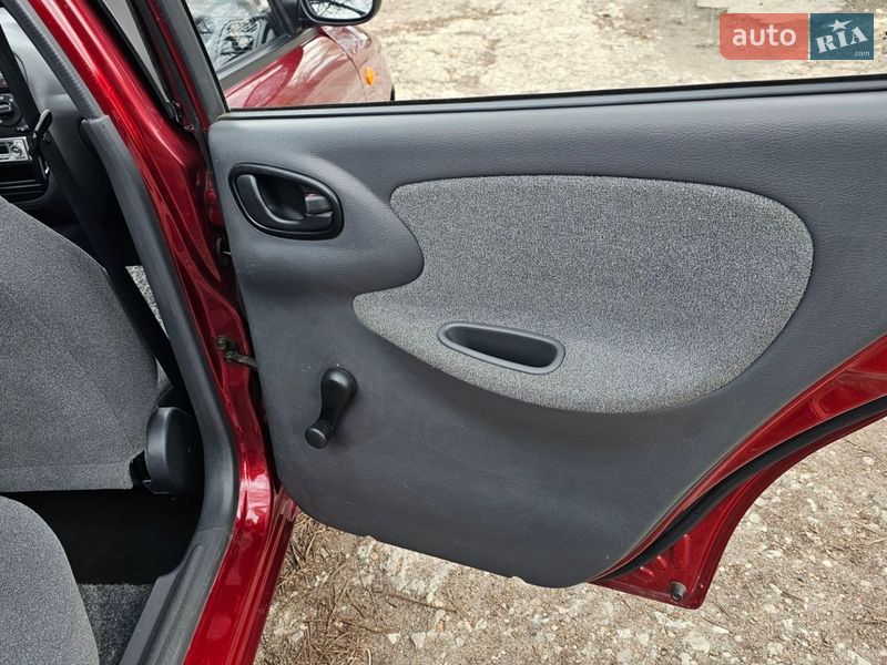 Седан Daewoo Sens 2005 в Кривом Роге