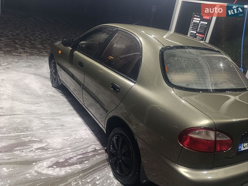Седан Daewoo Sens 2004 в Каневе