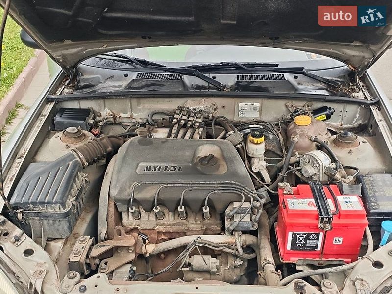 Седан Daewoo Sens 2006 в Львове