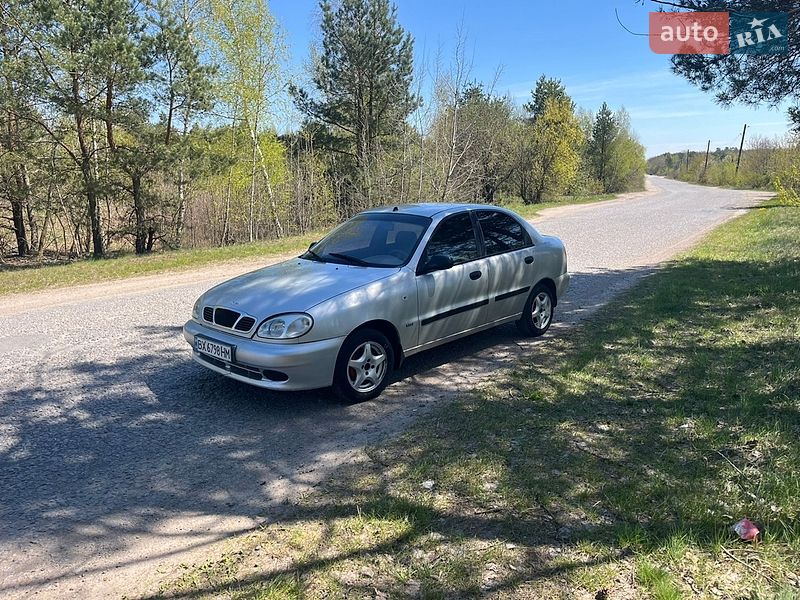 Седан Daewoo Sens 2004 в Калиновке
