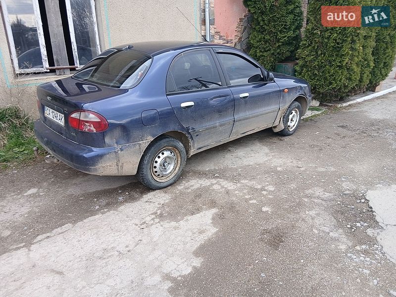 Седан Daewoo Sens 2007 в Хотине