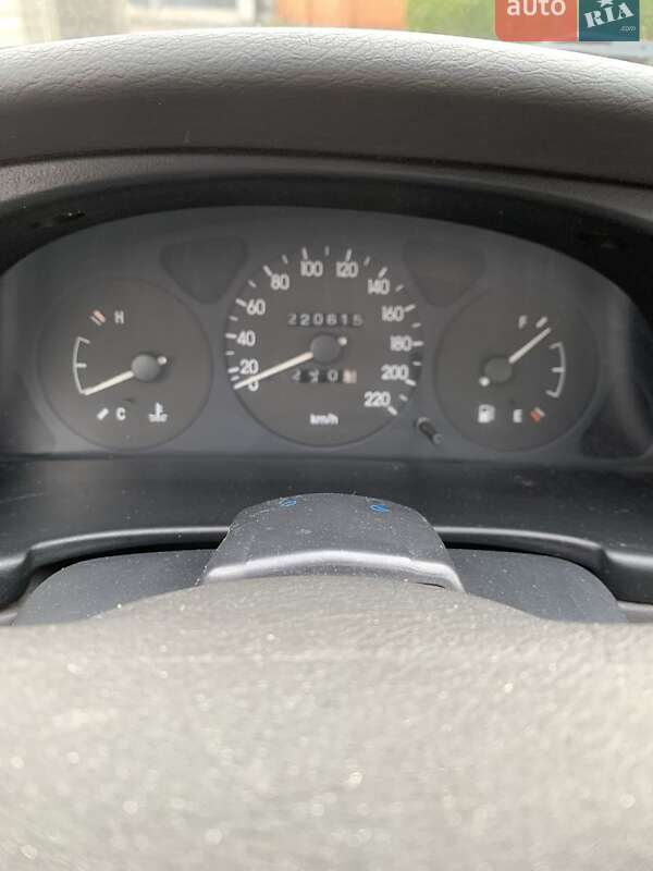 Седан Daewoo Sens 2006 в Киеве