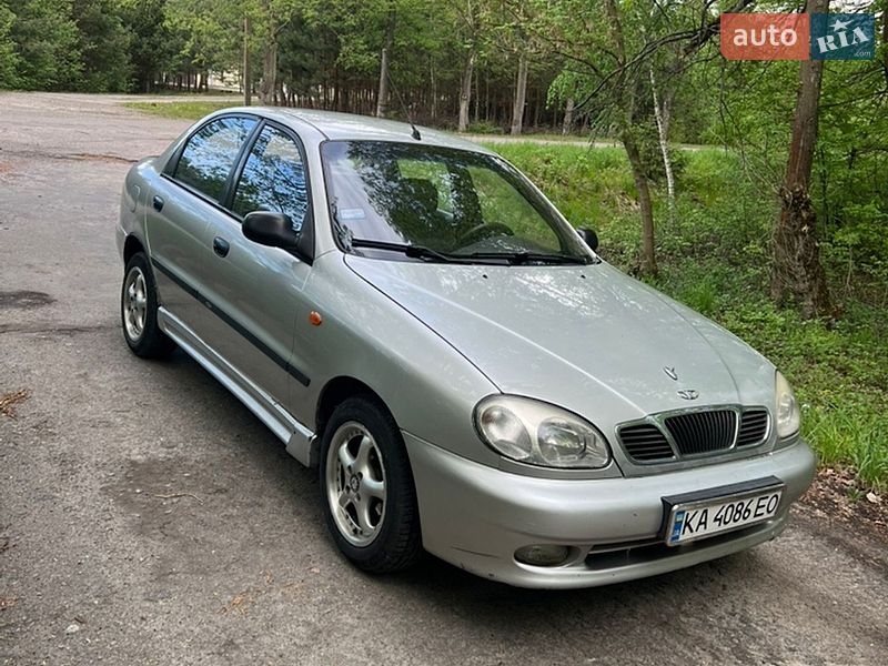 Седан Daewoo Sens 2003 в Ромнах